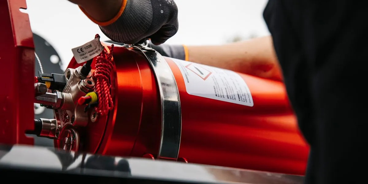 Minemo-branded fire extinguisher